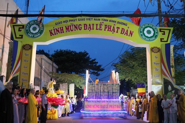 TP.Hồ Chí Minh - Bình Dương: Dấu ấn Phật Đản 2560 - DL: 2016