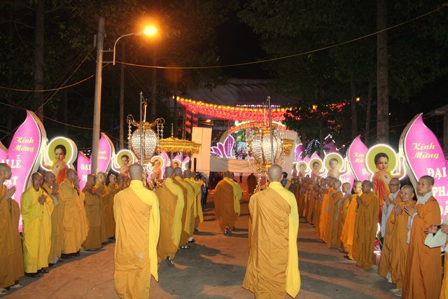 TP.Hồ Chí Minh - Bình Dương: Dấu ấn Phật Đản 2560 - DL: 2016