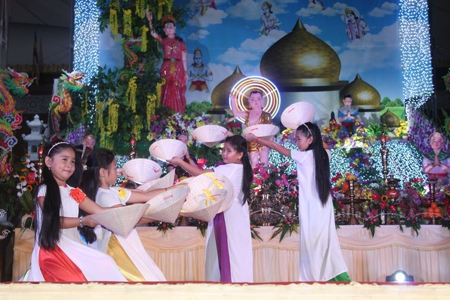 TP.Hồ Chí Minh - Bình Dương: Dấu ấn Phật Đản 2560 - DL: 2016