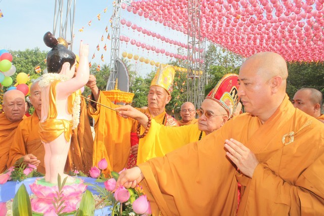 TP.Hồ Chí Minh - Bình Dương: Dấu ấn Phật Đản 2560 - DL: 2016