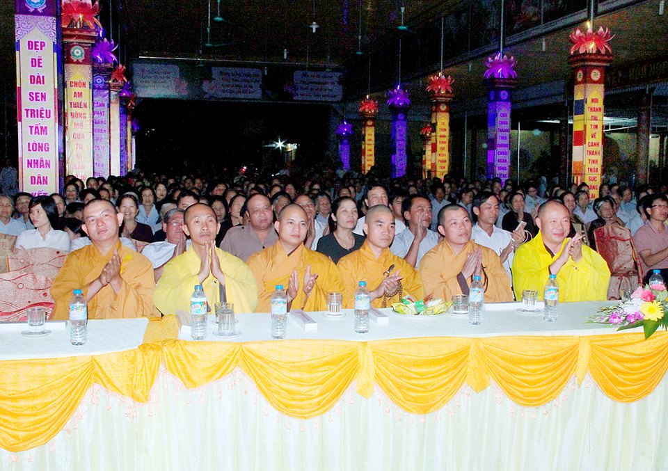 Sầm Sơn: Ban Trị sự GHPGVN Thị xã Sầm Sơn tổ chức Đại Lễ Phật Đản PL.2560 - DL.2016
