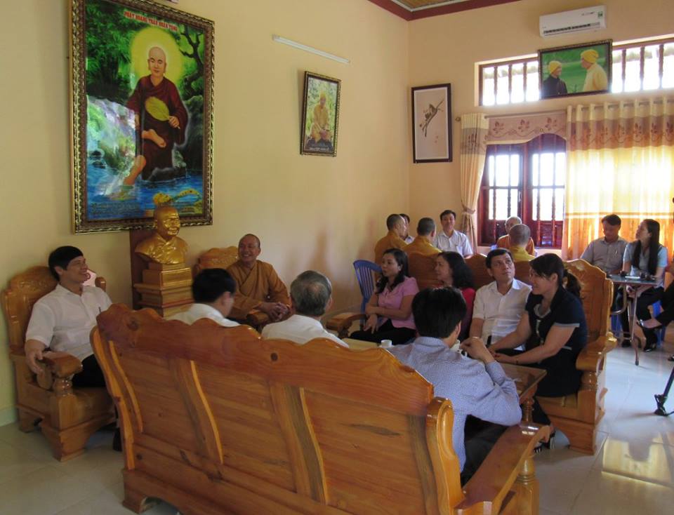Thanh Hóa: Lãnh đạo tỉnh, Thành phố chúc mừng Phật đản tại TV. Trúc Lâm Hàm Rồng