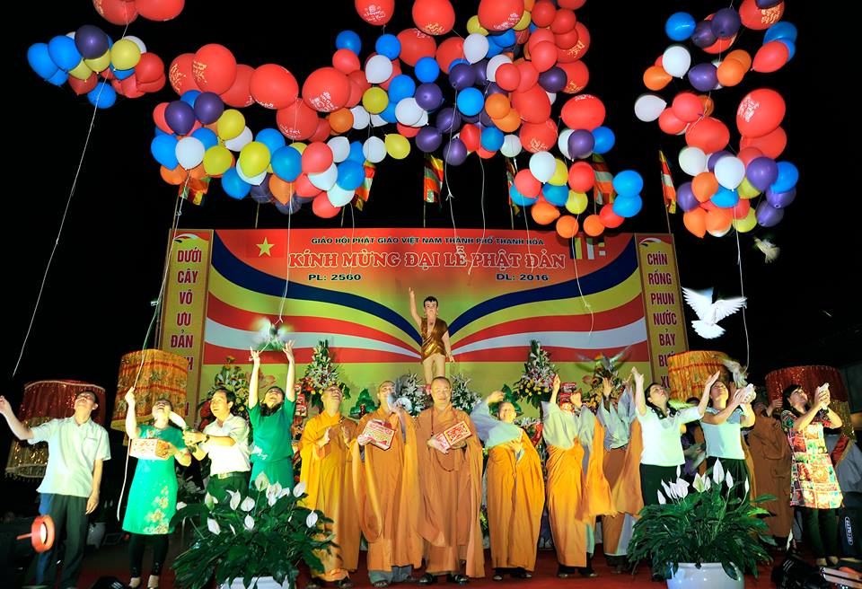 Thanh Hóa: Chùa Đại Bi kính mừng Phật đản PL: 2560