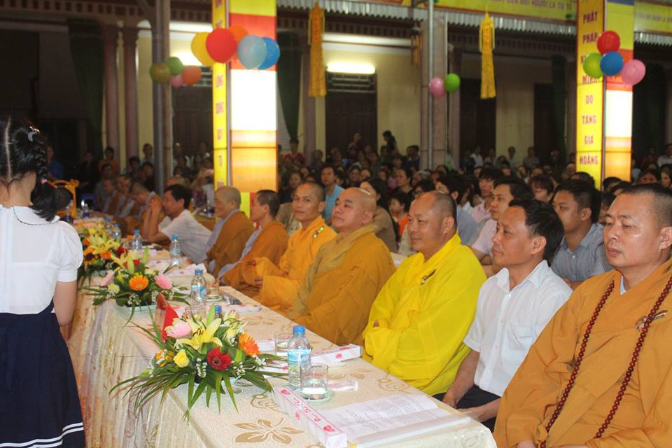 Thanh Hóa: Ban Trị Sự GHPGVN huyện Vĩnh Lộc tổ chức đại lễ Phật đản PL.2560