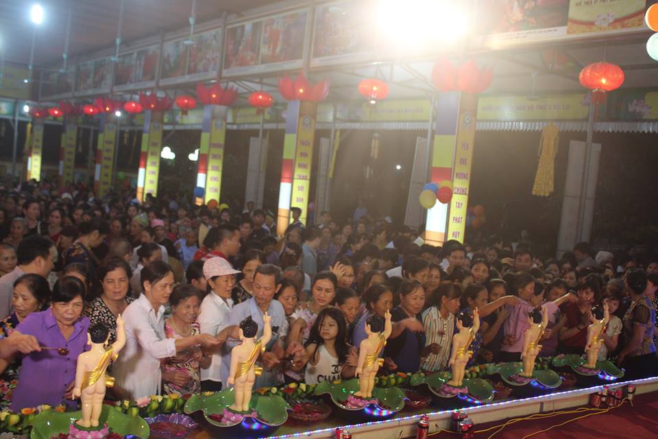 Thanh Hóa: Ban Trị Sự GHPGVN huyện Vĩnh Lộc tổ chức đại lễ Phật đản PL.2560