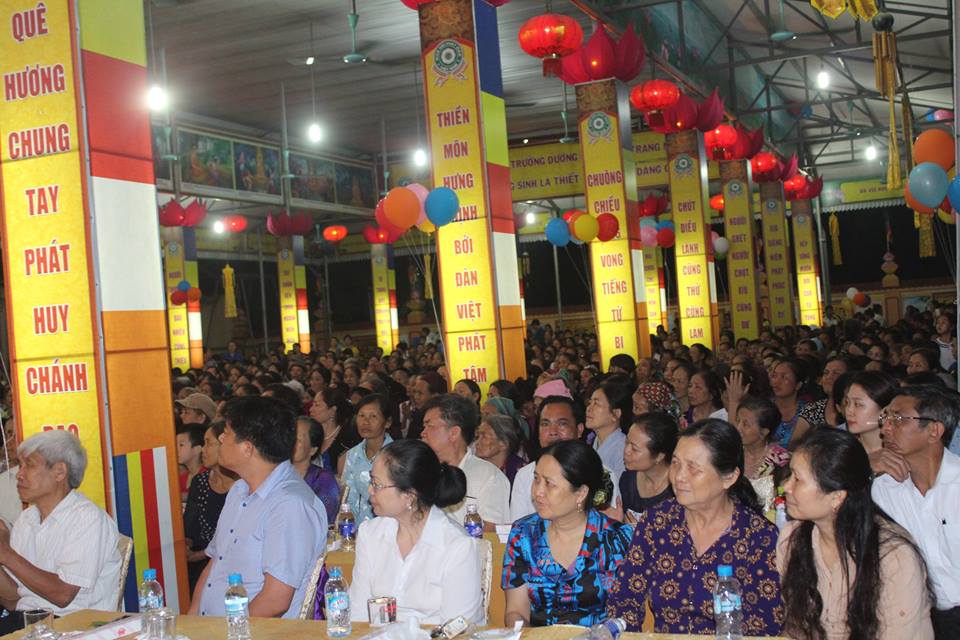 Thanh Hóa: Ban Trị Sự GHPGVN huyện Vĩnh Lộc tổ chức đại lễ Phật đản PL.2560