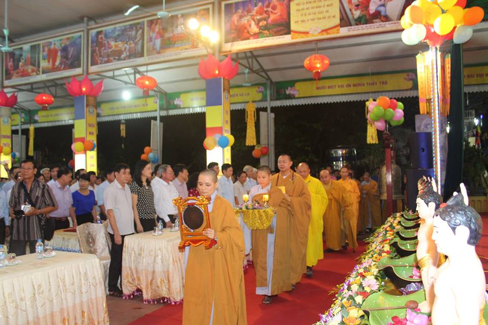 Thanh Hóa: Ban Trị Sự GHPGVN huyện Vĩnh Lộc tổ chức đại lễ Phật đản PL.2560