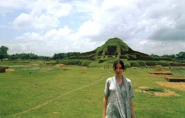 Bangladesh: Somapura Mahavihara Trung tâm Phật giáo lớn lớn nhất Nam Á bị phế tích