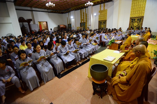 Chùa Giác Ngộ: Trang nghiêm đại lễ Phật đản và quy y Tam Bảo PL. 2560 – DL. 2016