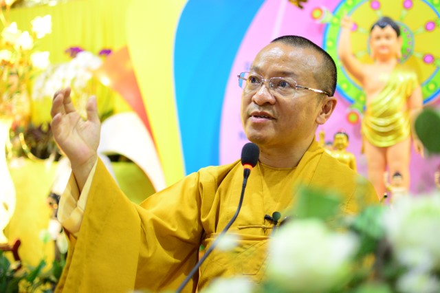 Chùa Giác Ngộ: Trang nghiêm đại lễ Phật đản và quy y Tam Bảo PL. 2560 – DL. 2016