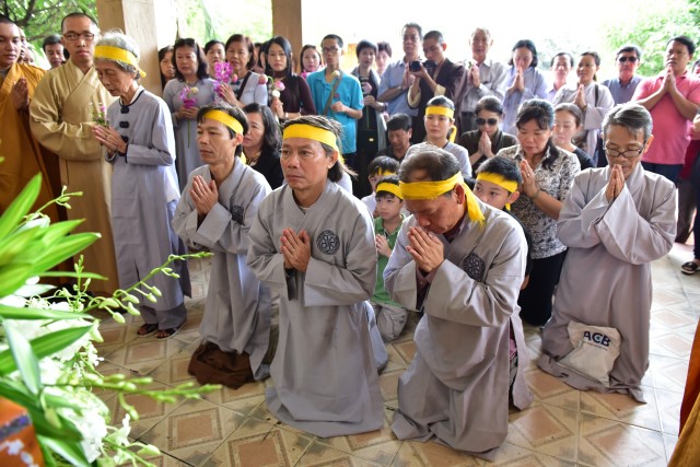 Chùa Giác Ngộ: Lễ di quan nhục thân cố Tỳ kheo ni Thích Nữ Diệu Huệ