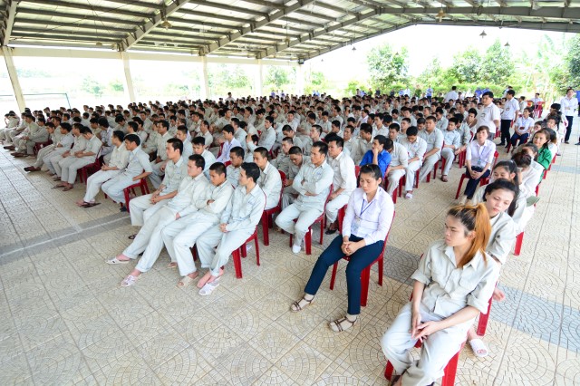 Đà Nẵng: TT.Thích Nhật Từ chia sẻ với 560 học viên cai nghiện ma túy