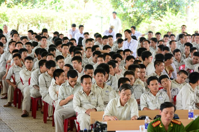 Đà Nẵng: TT.Thích Nhật Từ chia sẻ với 560 học viên cai nghiện ma túy