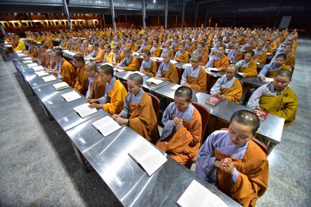 Chùm ảnh: Một ngày tu học tại trường hạ Học viện PGVN tại TP. HCM