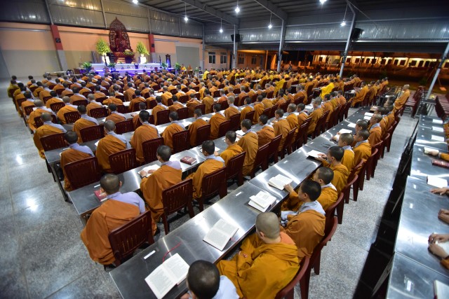 Chùm ảnh: Một ngày tu học tại trường hạ Học viện PGVN tại TP. HCM