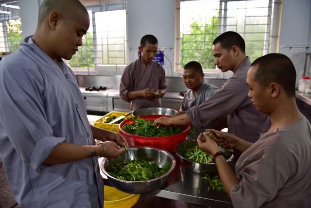 Chùm ảnh: Một ngày tu học tại trường hạ Học viện PGVN tại TP. HCM