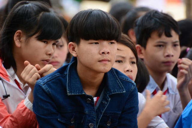Quỹ Đạo Phật Ngày Nay:Trao Tặng quà vùng hạn hán Tây Nguyên (C71)