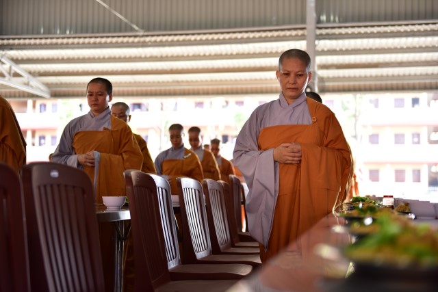 Chùm ảnh: Một ngày tu học tại trường hạ Học viện PGVN tại TP. HCM