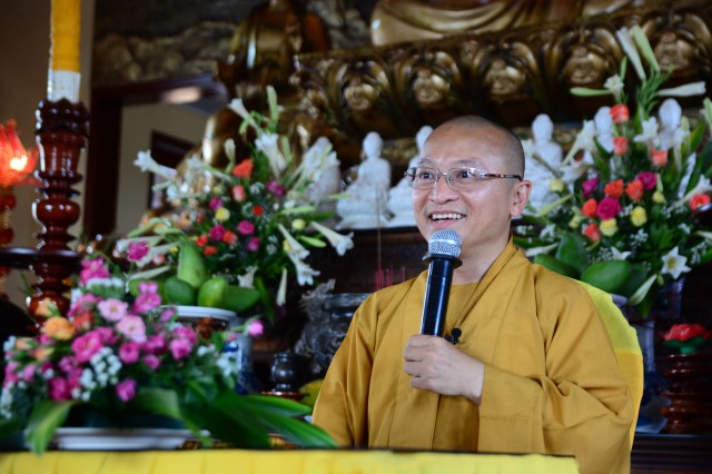 Quỹ Đạo Phật Ngày Nay:Trao Tặng quà vùng hạn hán Tây Nguyên (C71)