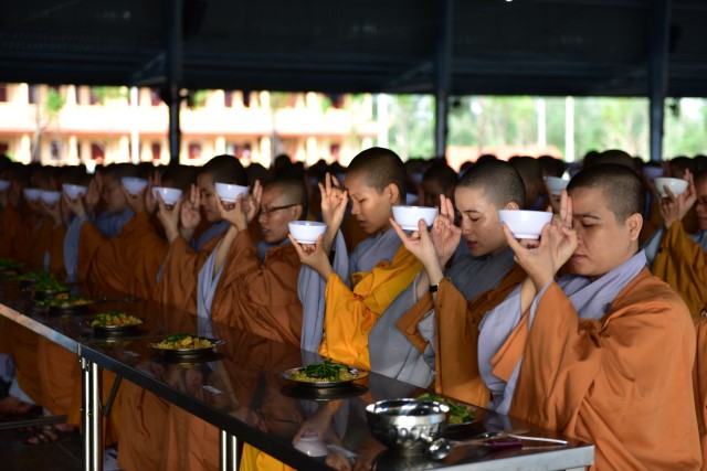 Chùm ảnh: Một ngày tu học tại trường hạ Học viện PGVN tại TP. HCM