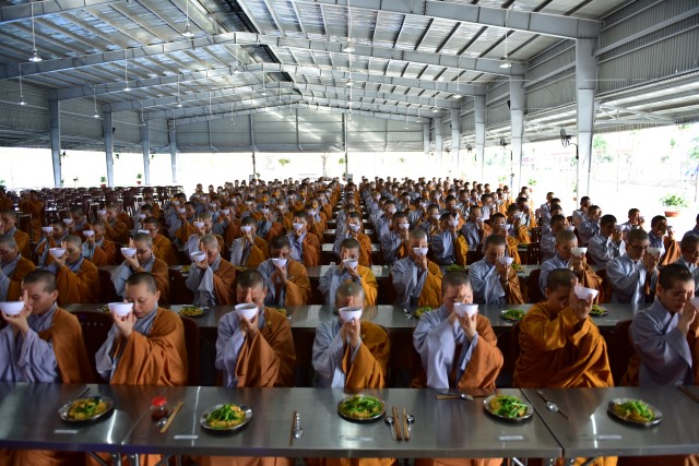 Chùm ảnh: Một ngày tu học tại trường hạ Học viện PGVN tại TP. HCM