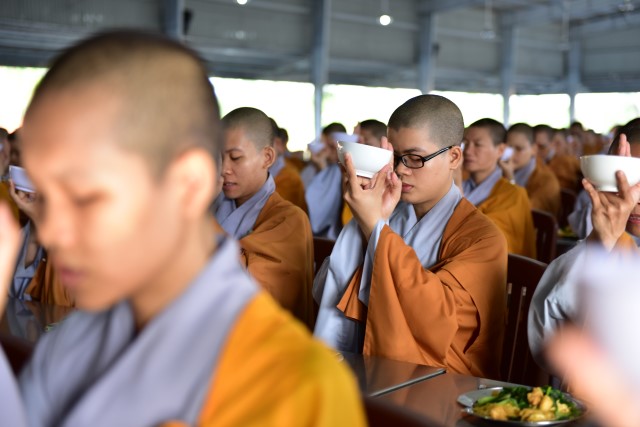 Chùm ảnh: Một ngày tu học tại trường hạ Học viện PGVN tại TP. HCM