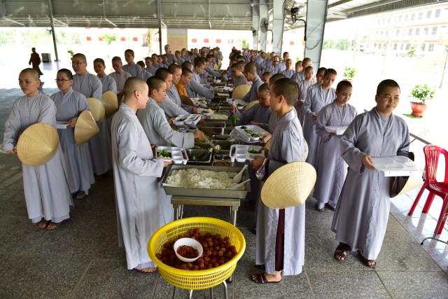 Chùm ảnh: Một ngày tu học tại trường hạ Học viện PGVN tại TP. HCM