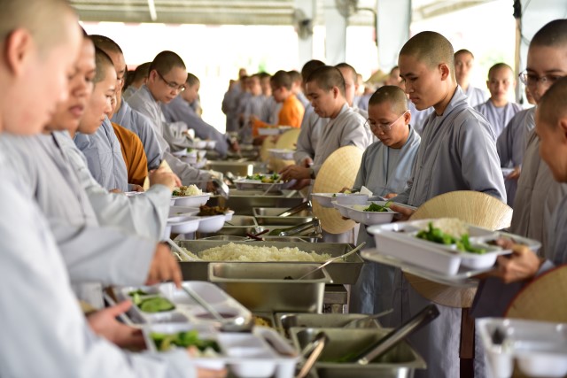 Chùm ảnh: Một ngày tu học tại trường hạ Học viện PGVN tại TP. HCM