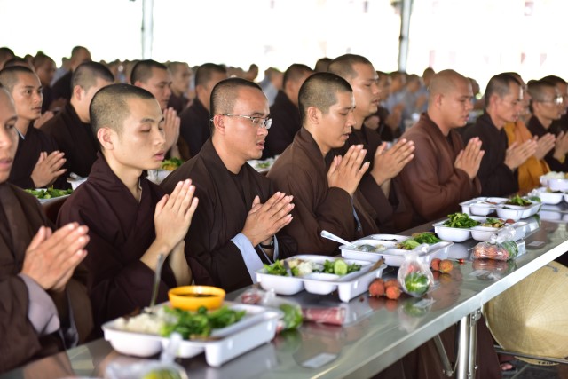 Chùm ảnh: Một ngày tu học tại trường hạ Học viện PGVN tại TP. HCM