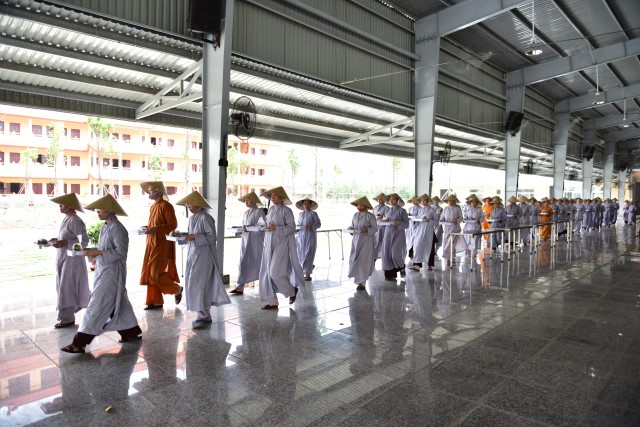 Chùm ảnh: Một ngày tu học tại trường hạ Học viện PGVN tại TP. HCM