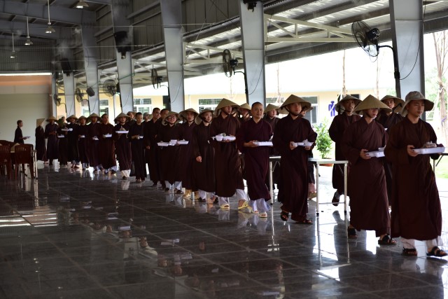 Chùm ảnh: Một ngày tu học tại trường hạ Học viện PGVN tại TP. HCM