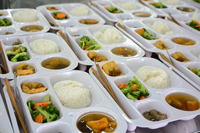 Tăng Ni sinh học viện PGVN tại TP. HCM ngày đầu nhập nội trú