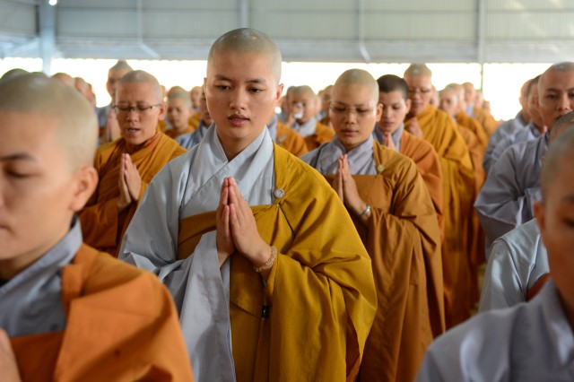 Tăng ni sinh tại học viện PGVN tại TP. HCM bắt đầu vào nề nếp sinh hoạt