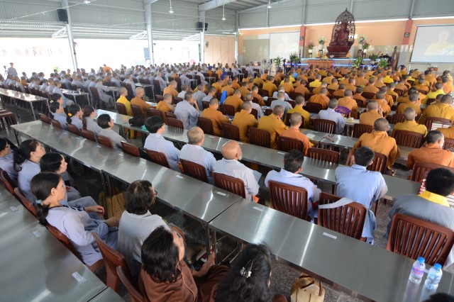 Khóa tu Ngày An Lạc thường kỳ tại Học viện Phật giáo tại TP.HCM