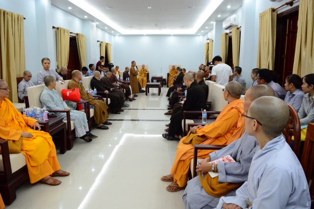Tăng ni sinh tại học viện PGVN tại TP. HCM bắt đầu vào nề nếp sinh hoạt