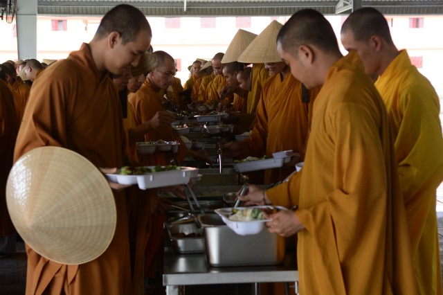 Khóa tu Ngày An Lạc thường kỳ tại Học viện Phật giáo tại TP.HCM