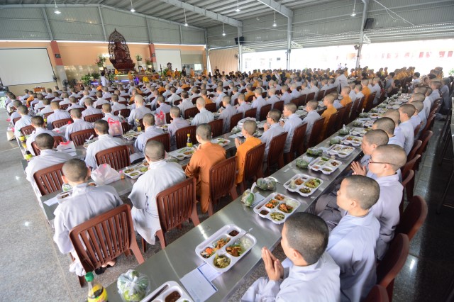 Khóa tu Ngày An Lạc thường kỳ tại Học viện Phật giáo tại TP.HCM