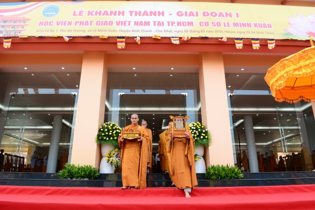 Nguyên Chủ tịch nước Trương Tấn Sang thăm Học viện PGVN tại TP. HCM