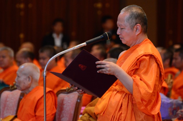TT. Thích Nhật Từ nhận bằng tiến sĩ danh dự của trường đại học Mahachulalongkorn - Thái Lan