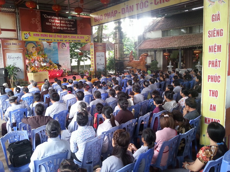 Thanh Hóa: Diễu hành xe đạp mừng Phật đản sinh