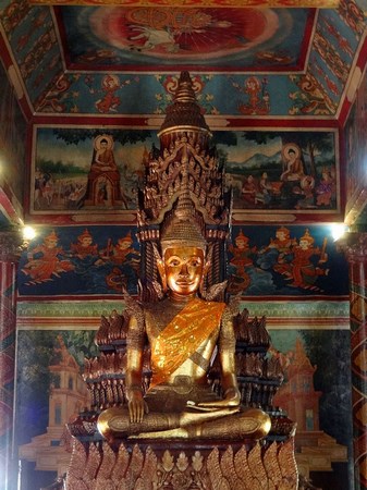Cambodia: Ngôi Cổ Tự Wat Phnom gắn liền với tên tuổi của thủ đô Phnôm Pênh