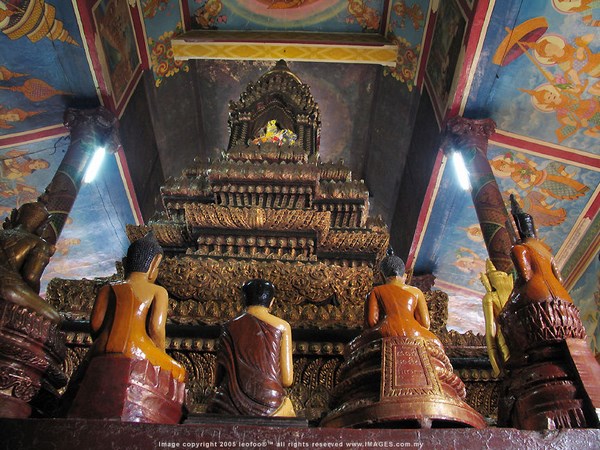 Cambodia: Ngôi Cổ Tự Wat Phnom gắn liền với tên tuổi của thủ đô Phnôm Pênh