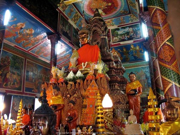 Cambodia: Ngôi Cổ Tự Wat Phnom gắn liền với tên tuổi của thủ đô Phnôm Pênh