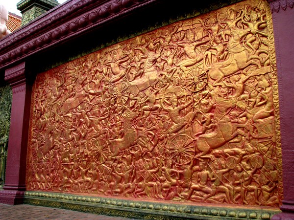 Cambodia: Ngôi Cổ Tự Wat Phnom gắn liền với tên tuổi của thủ đô Phnôm Pênh