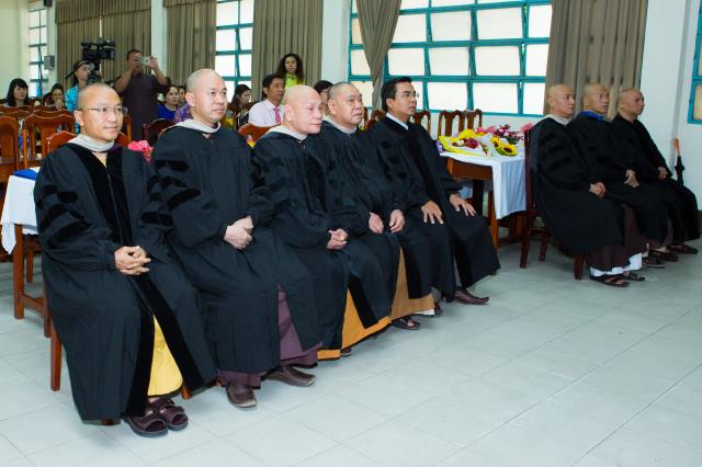 HT. Thích Thiện Nhơn, HT. Thích Thiện Pháp nhận bằng tiến sĩ danh dự của trường đại học Apollos, Mỹ