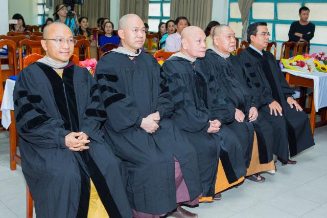 HT. Thích Thiện Nhơn, HT. Thích Thiện Pháp nhận bằng tiến sĩ danh dự của trường đại học Apollos, Mỹ