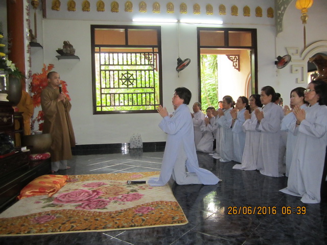 Phật tử thiện nguyện thị xã Ninh Hòa hành hương cúng dường An cư kiết hạ.