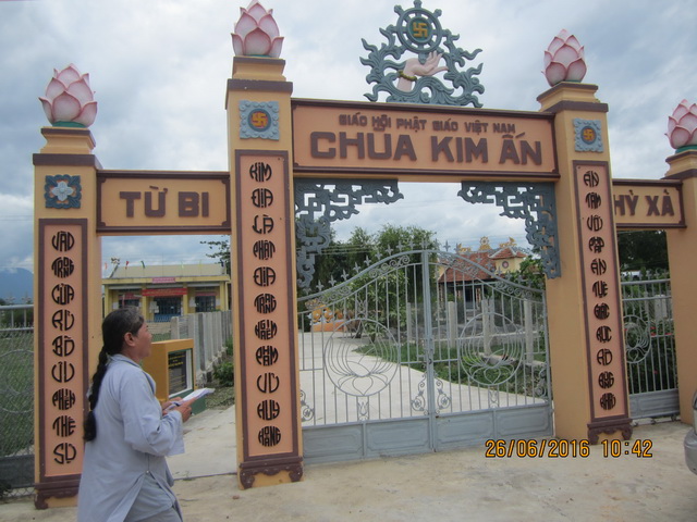 Phật tử thiện nguyện thị xã Ninh Hòa hành hương cúng dường An cư kiết hạ.