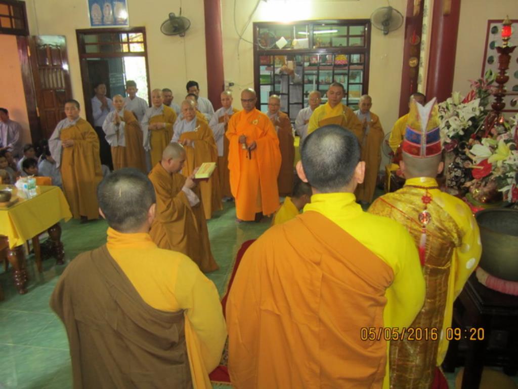 Chùa Linh Quang tổ chức cầu siêu bạt độ