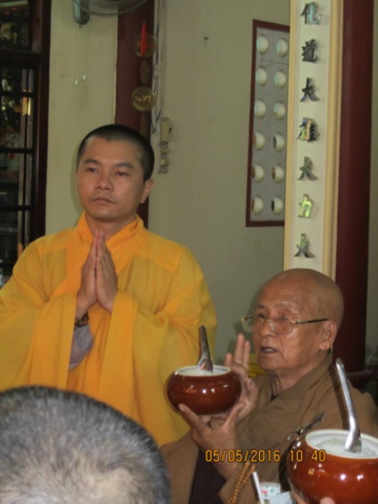 Chùa Linh Quang tổ chức cầu siêu bạt độ